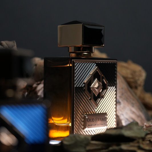 Oud Frame <br> AQUILARIA LUMINOIR