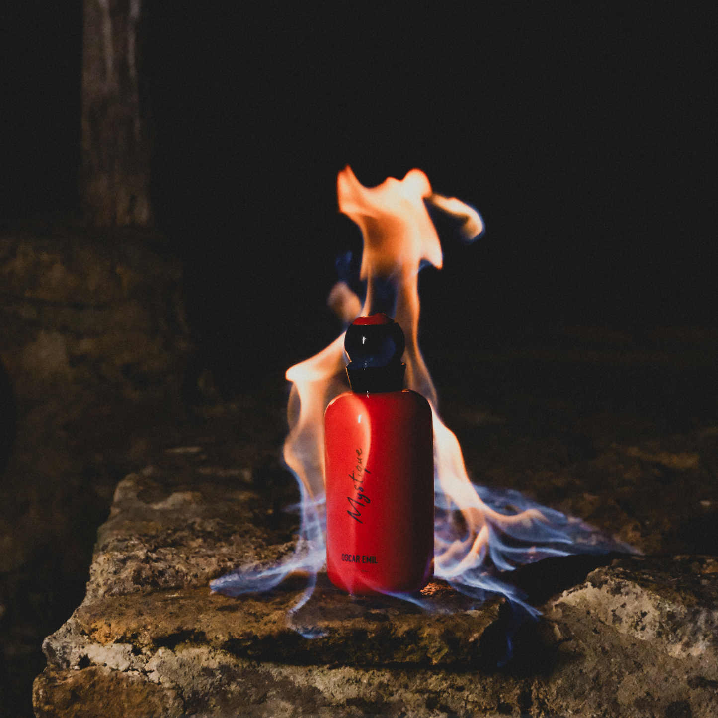 Mystique <br> OSCAR EMIL